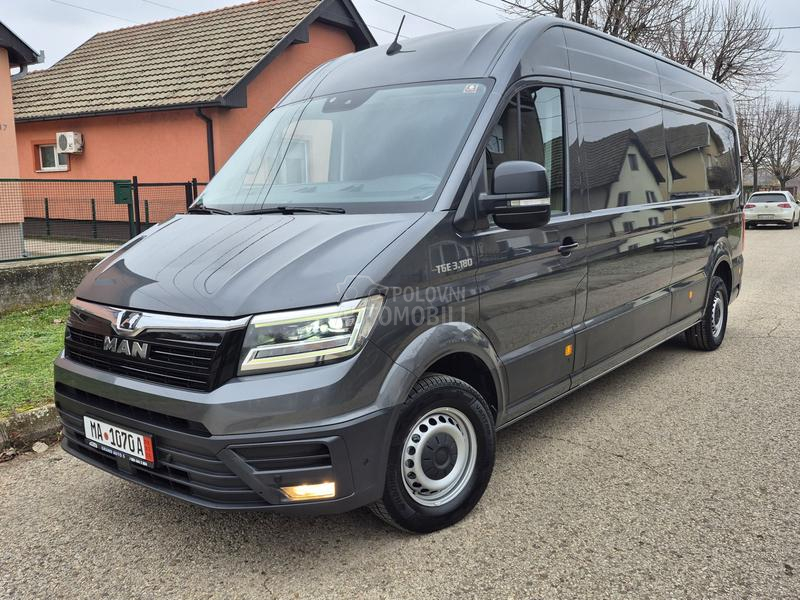 Volkswagen Crafter MAN 2.0 TDI MAXI DSG FULL