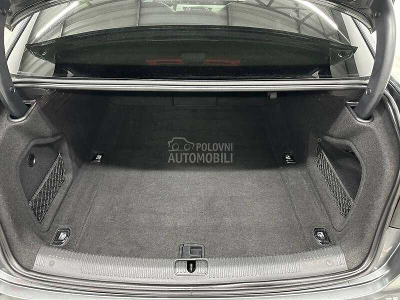 Audi A4 35 TDI 3xS LINE PAN