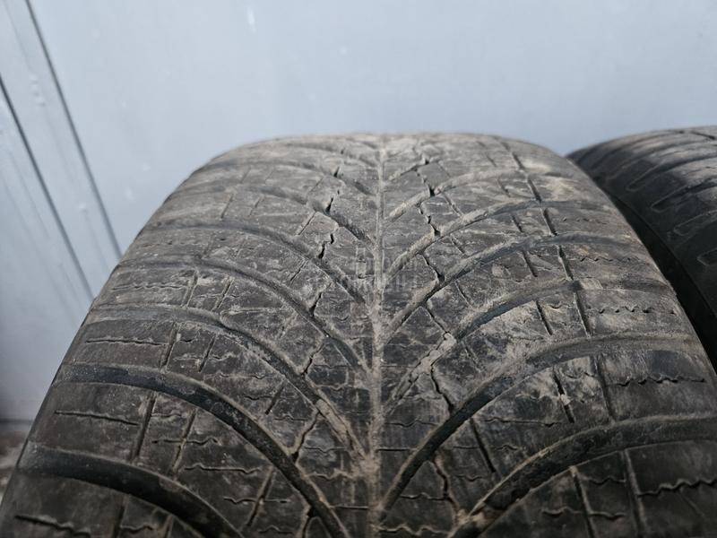 Goodyear 205/55 R16 Zimska