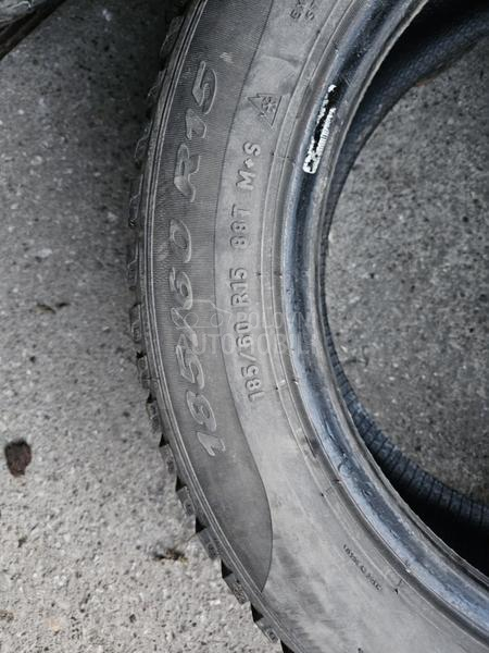 Pirelli 185/60 R15 Zimska