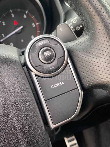 Land Rover Range Rover Sport 3.0TDV6 HSE LIMITED