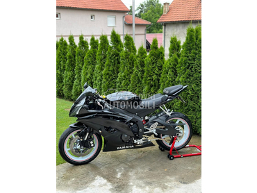 Yamaha R6