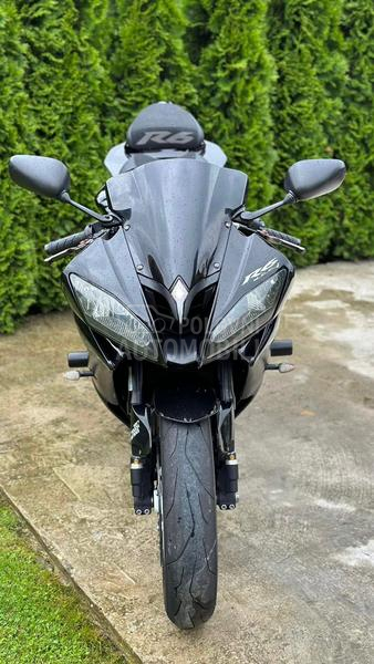 Yamaha R6