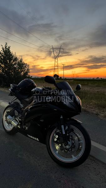 Yamaha R6