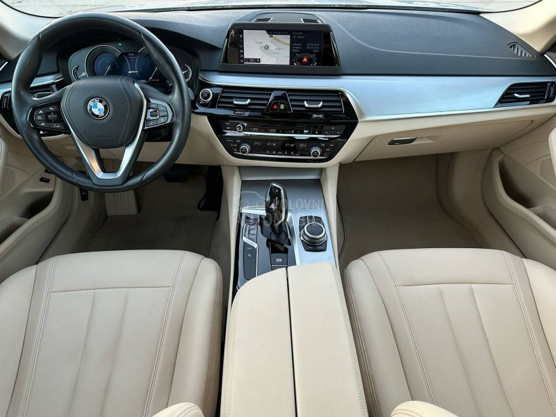 BMW 530 eDRIVE  N O V
