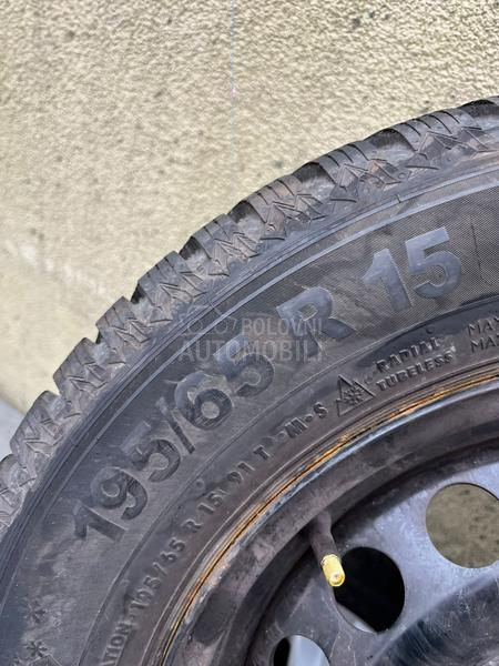 Semperit 195/65 R15 Zimska
