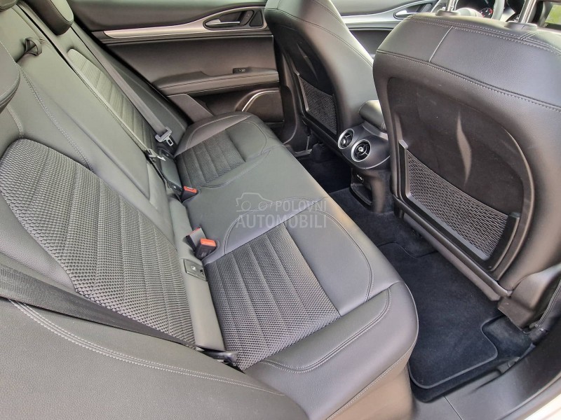 Alfa Romeo Stelvio 2.2D Q4 TURBO SPRINT