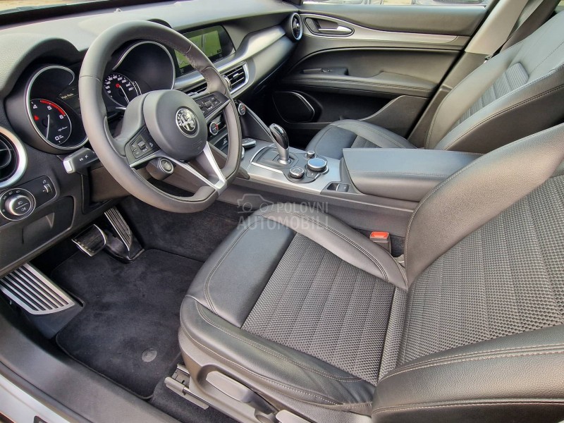 Alfa Romeo Stelvio 2.2D Q4 TURBO SPRINT