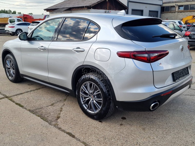 Alfa Romeo Stelvio 2.2D Q4 TURBO SPRINT