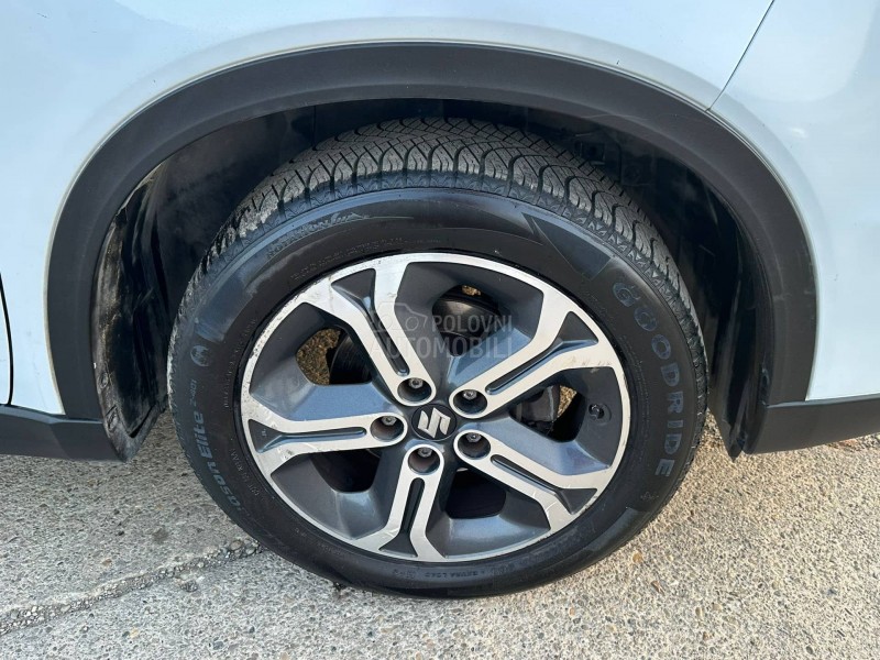 Suzuki Vitara 1.6 VVT PREMIUM
