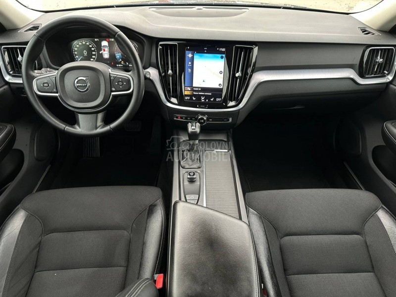 Volvo V60 2.0D MOMENTUM