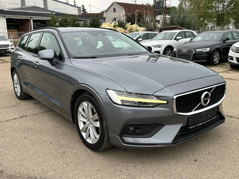 Volvo V60 2.0D MOMENTUM