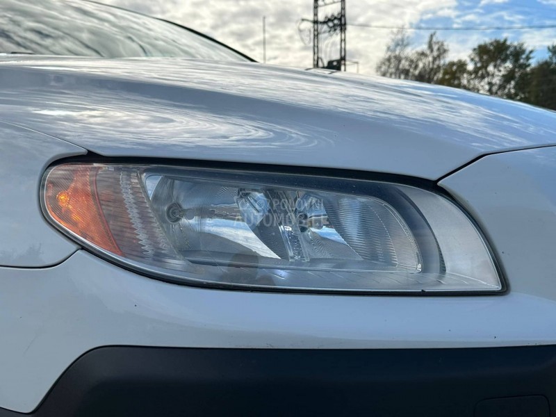 Volvo XC70 2.0D3 MOMENTUM N0V