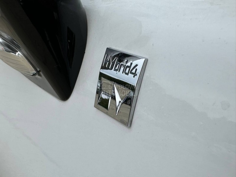 Peugeot 3008 2.0HDI HYBRID4 N O V