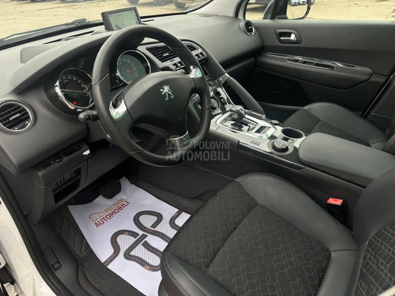 Peugeot 3008 2.0HDI HYBRID4 N O V