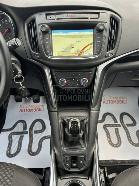 Opel Zafira 1.6CDTI COSMO N O V