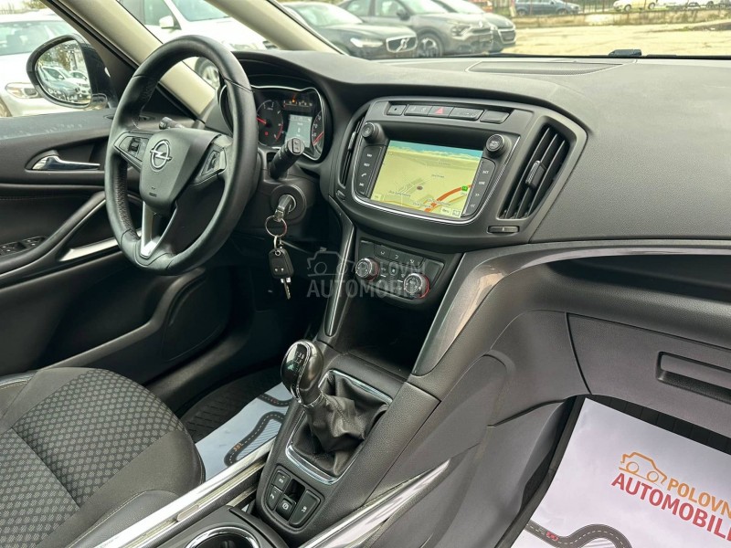 Opel Zafira 1.6CDTI COSMO N O V