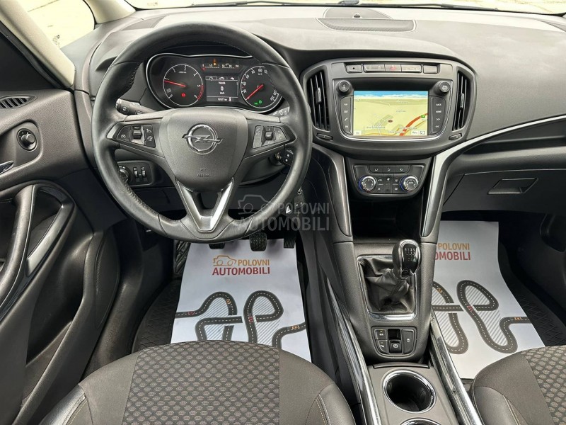 Opel Zafira 1.6CDTI COSMO N O V