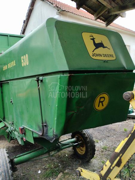 John Deere 530