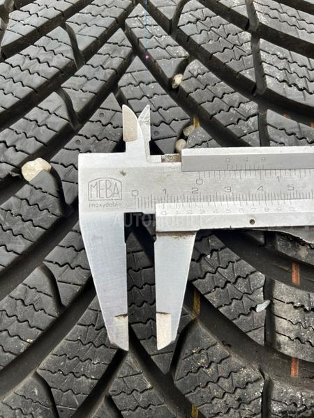 Semperit 205/50 R17 Zimska