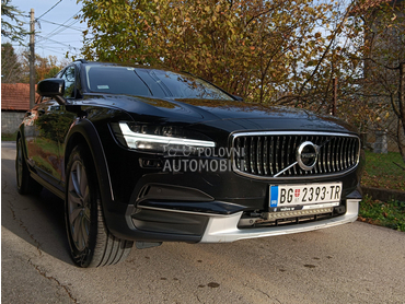 Volvo V90 Cross Country 