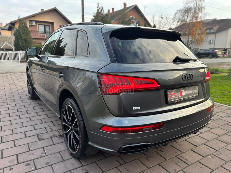 Audi Q5 40TDI S-LINE BLACK
