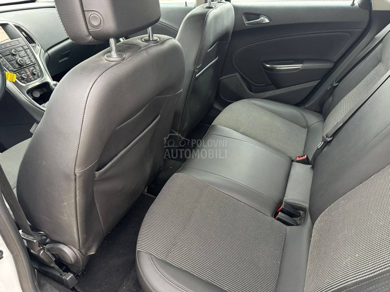 Opel Astra J 1.7CDTI COSMO SPORT