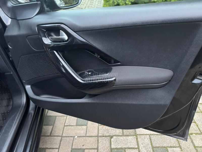 Peugeot 208 1,4hdi AUTOM.ATIK