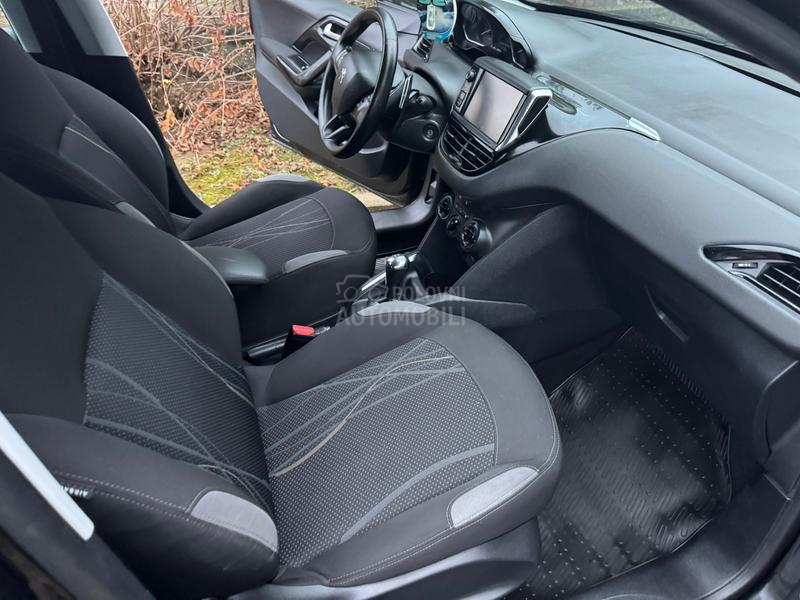 Peugeot 208 1,4hdi AUTOM.ATIK