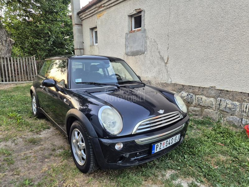 MINI Cooper 