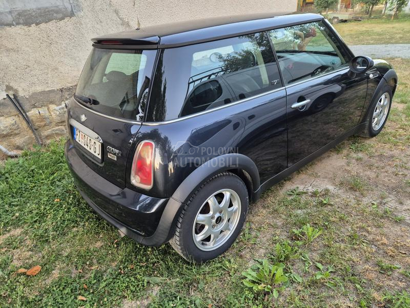 MINI Cooper 