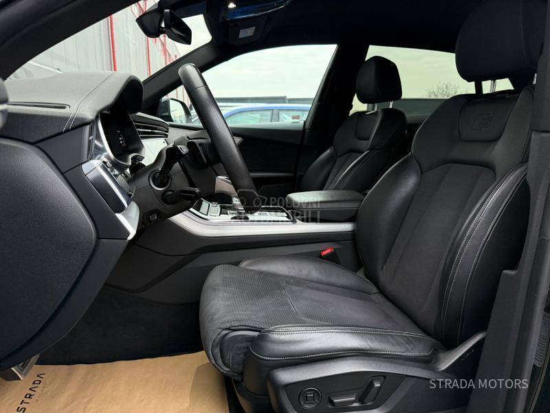 Audi Q8 3XSLINE BLACK EDT