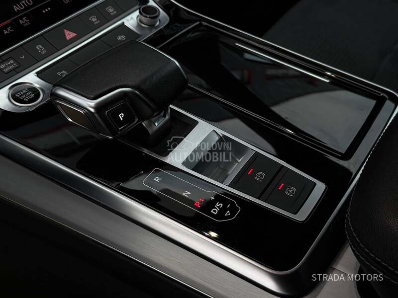 Audi Q8 3XSLINE BLACK EDT