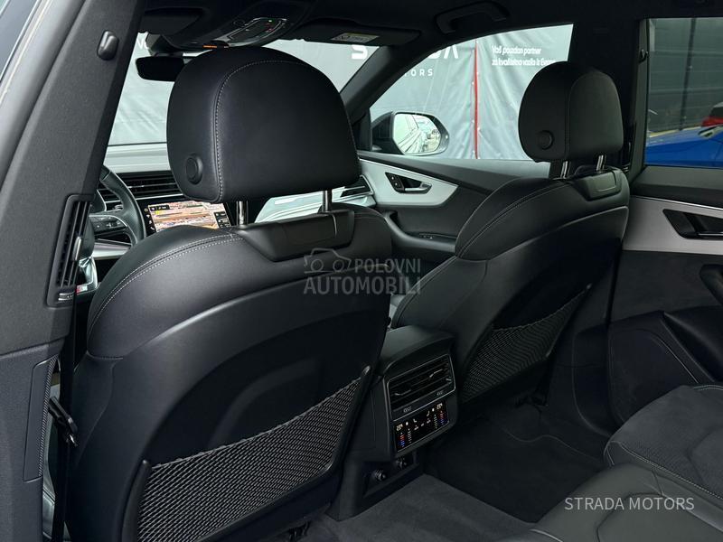 Audi Q8 3XSLINE BLACK EDT