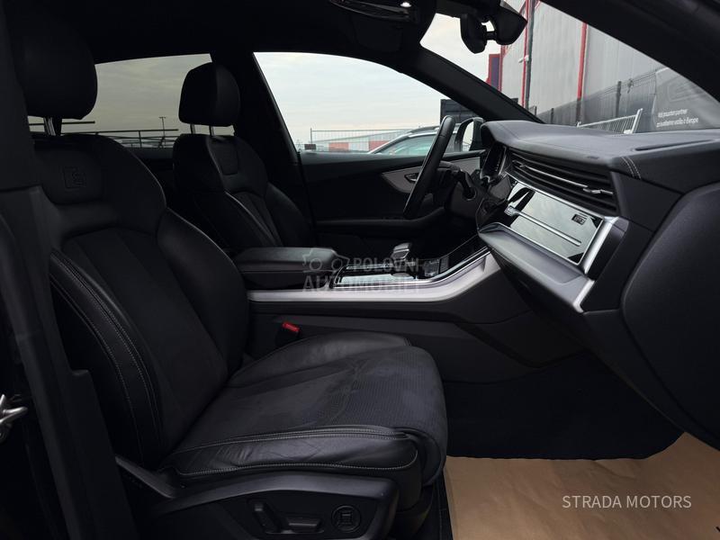 Audi Q8 3XSLINE BLACK EDT