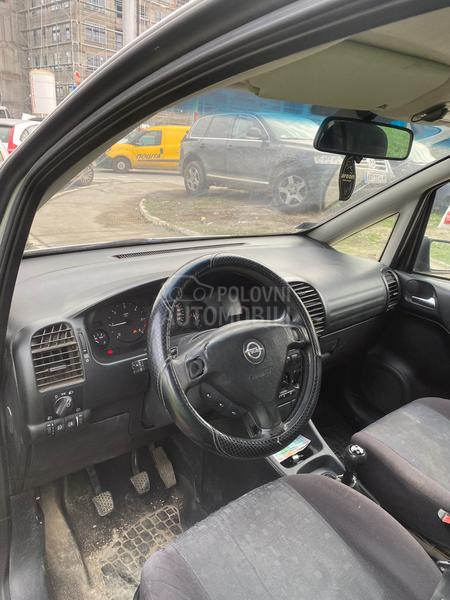 Opel Zafira 2.0 DTI