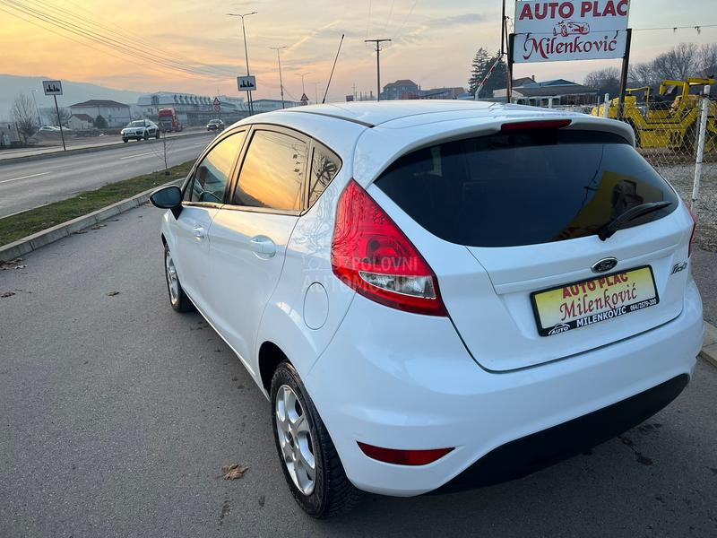 Ford Fiesta 1.4 /TITANIUM/ CH/