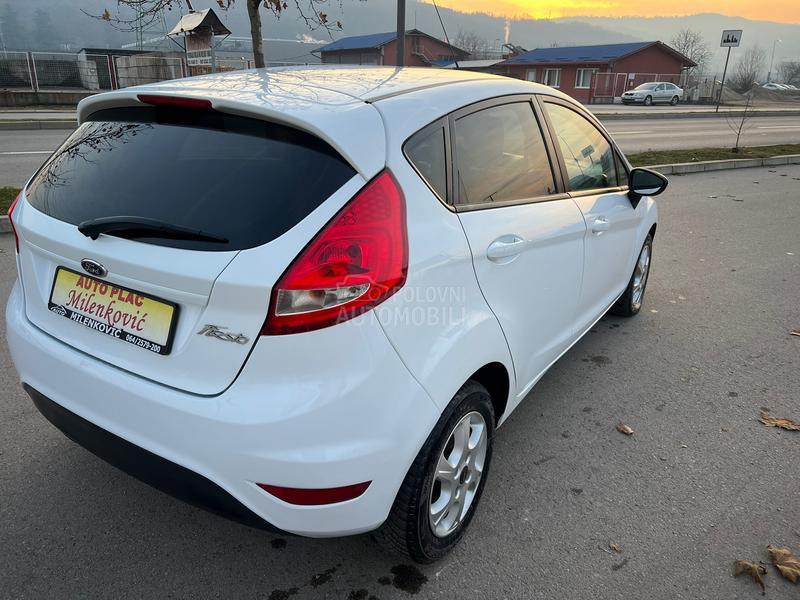 Ford Fiesta 1.4 /TITANIUM/ CH/