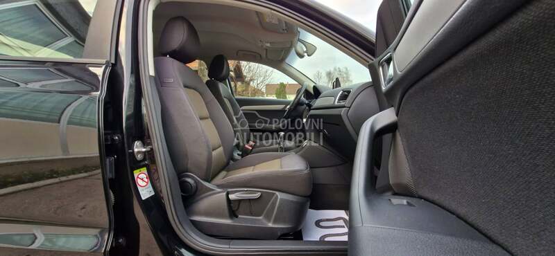 Audi Q3 2.0TDI/LED/XENON/NAV