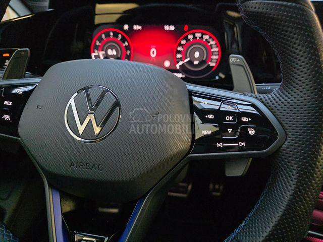 Volkswagen Golf 8 R 4Motion Pano HuD
