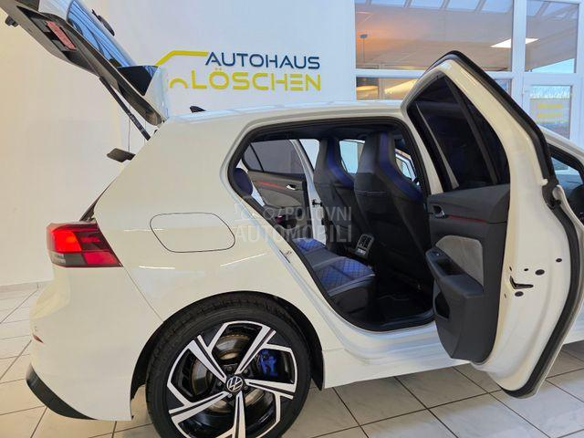 Volkswagen Golf 8 R 4Motion Pano HuD