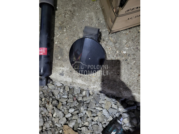 poklopac-vratanca rezervoara za Citroen C4 od 2005. do 2009. god.