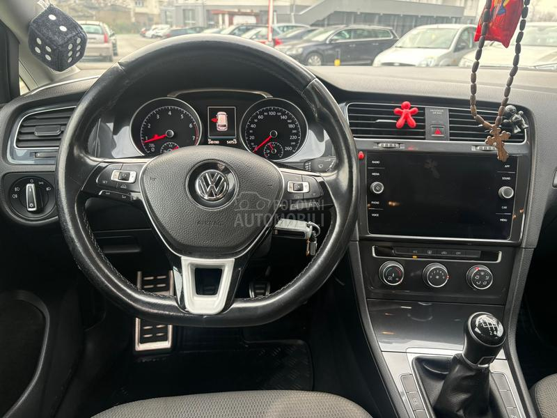 Volkswagen Golf 7 1.4 tgi
