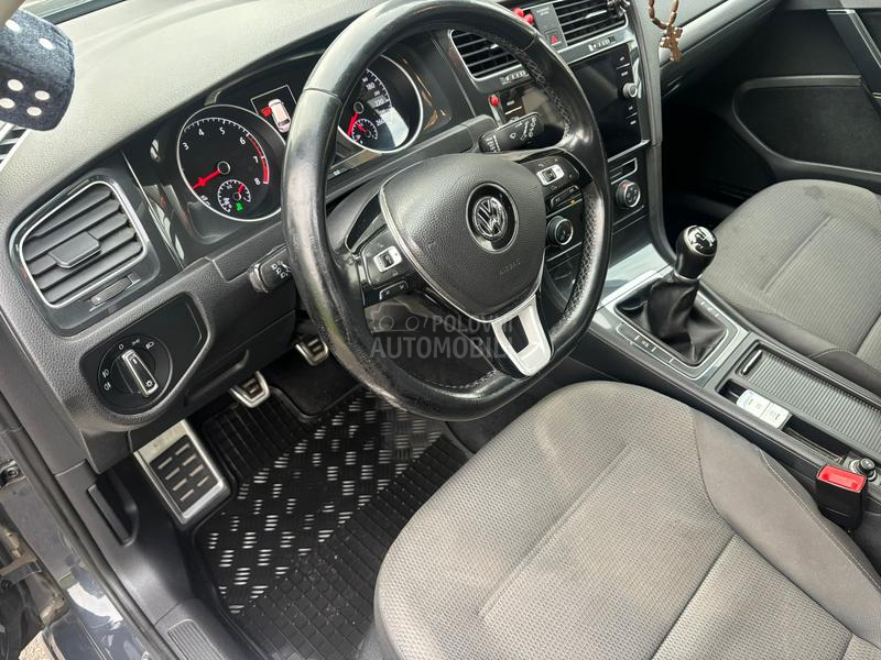 Volkswagen Golf 7 1.4 tgi