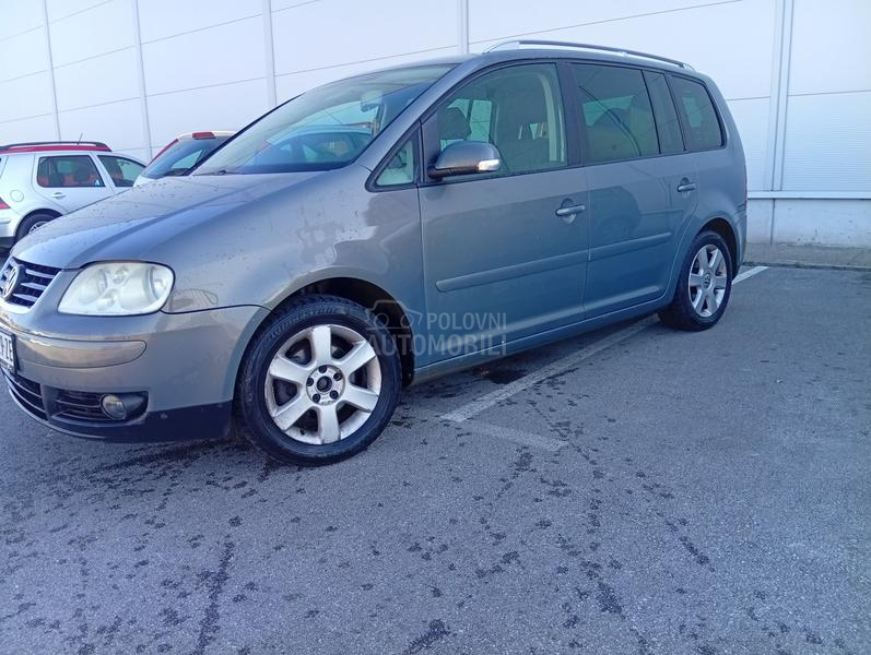 Volkswagen Touran 
