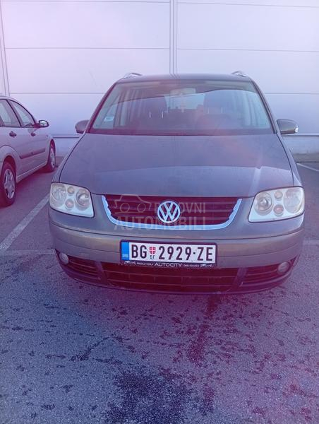 Volkswagen Touran 