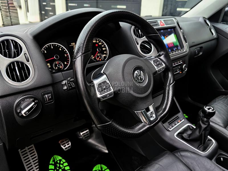 Volkswagen Tiguan TDI R LINE/PAN0/XEN0