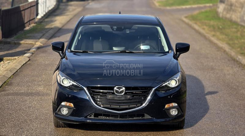 Mazda 3 G-120, BOSE, CH