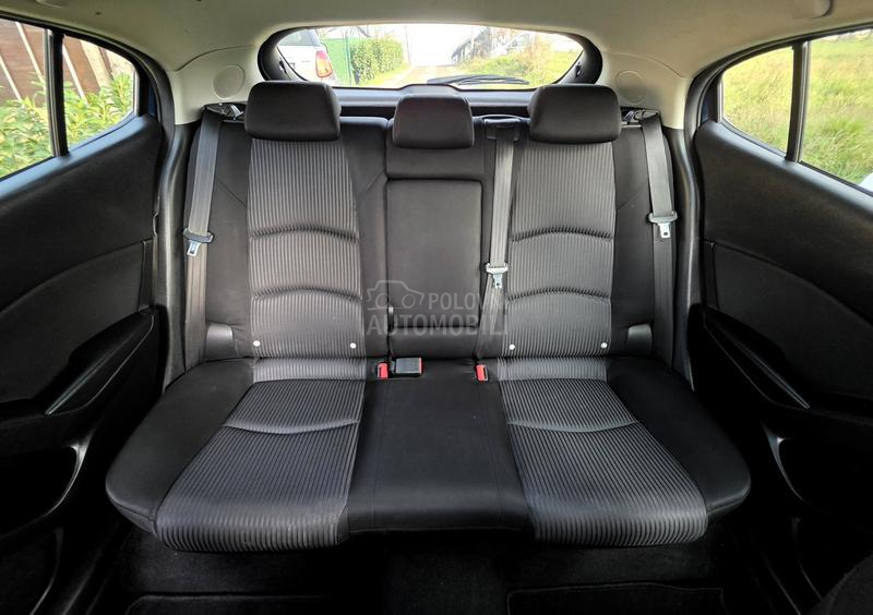 Mazda 3 G-120, BOSE, CH