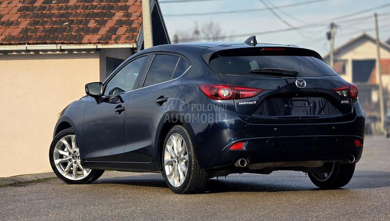 Mazda 3 G-120, BOSE, CH